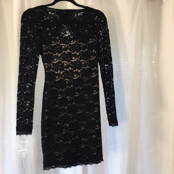 Express lace open back dress - Picture 2 of 7